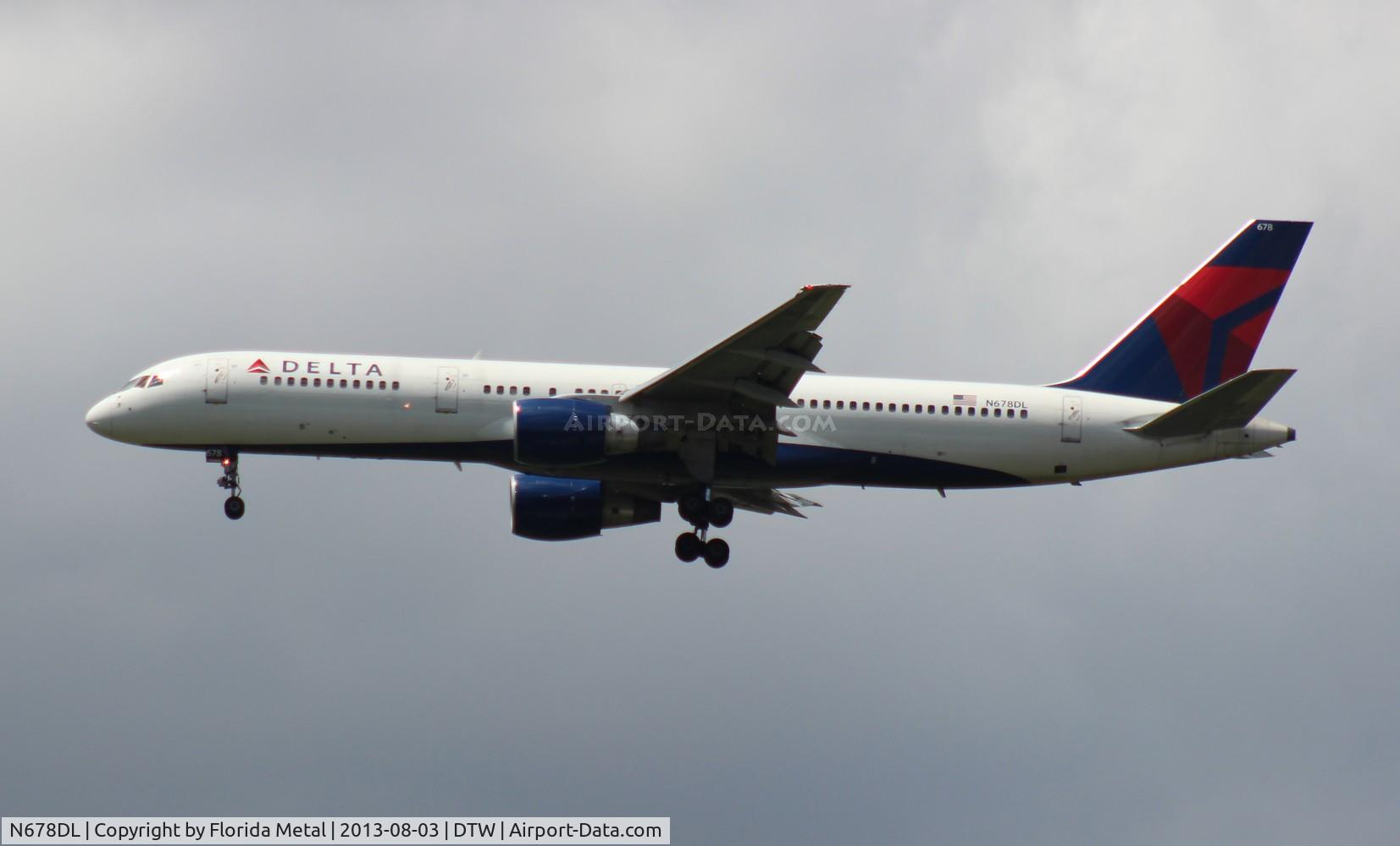 N678DL, 1998 Boeing 757-232 C/N 25983, Delta 757-200