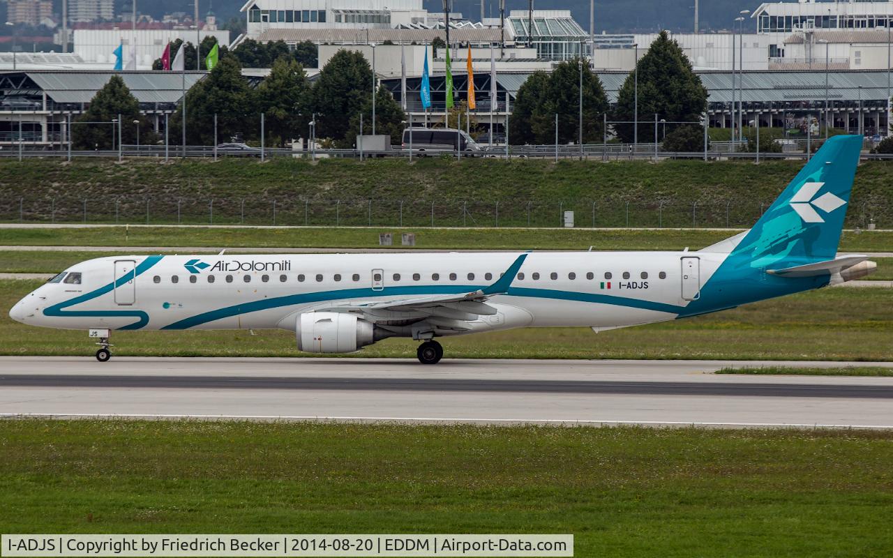 I-ADJS, 2013 Embraer 195LR (ERJ-190-200LR) C/N 19000597, line up for departure from München