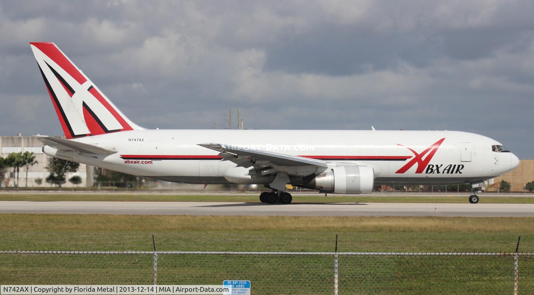 N742AX, 1983 Boeing 767-232 C/N 22217, ABX 767-200