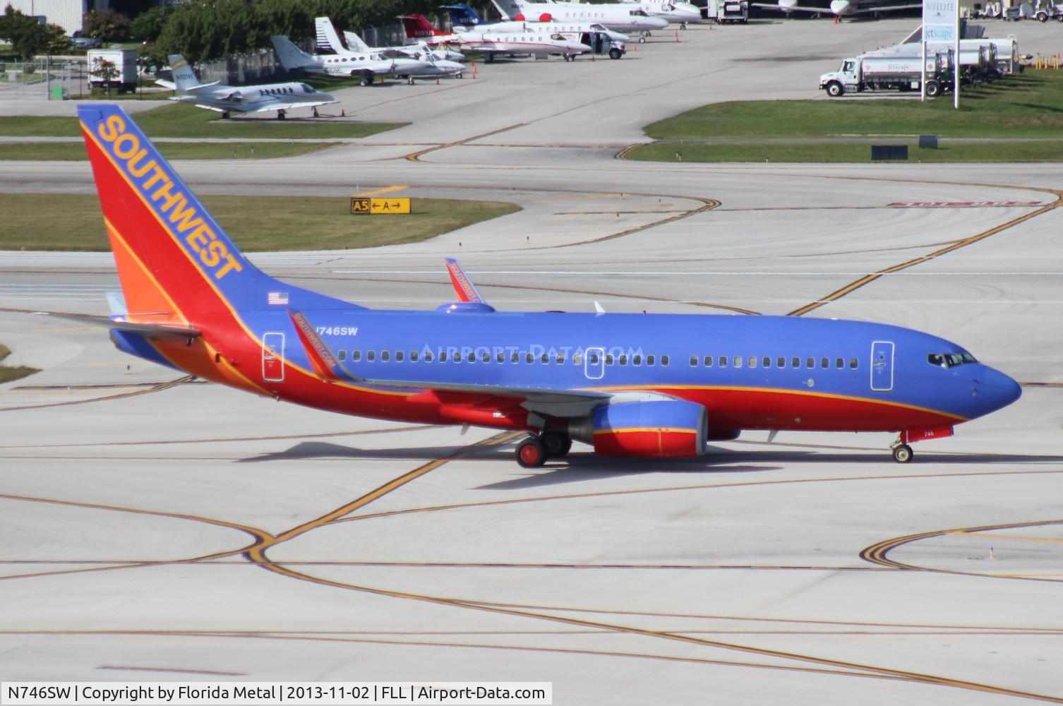 N746SW, 1999 Boeing 737-7H4 C/N 29798, Southwest 737-700