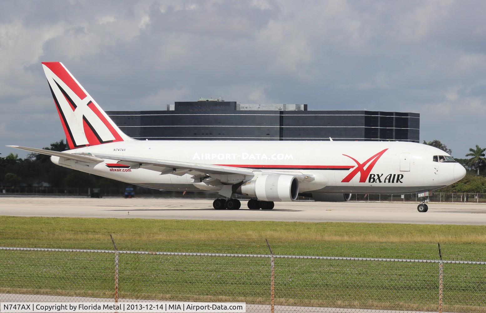 N747AX, 1983 Boeing 767-232/F C/N 22224, ABX 767-200
