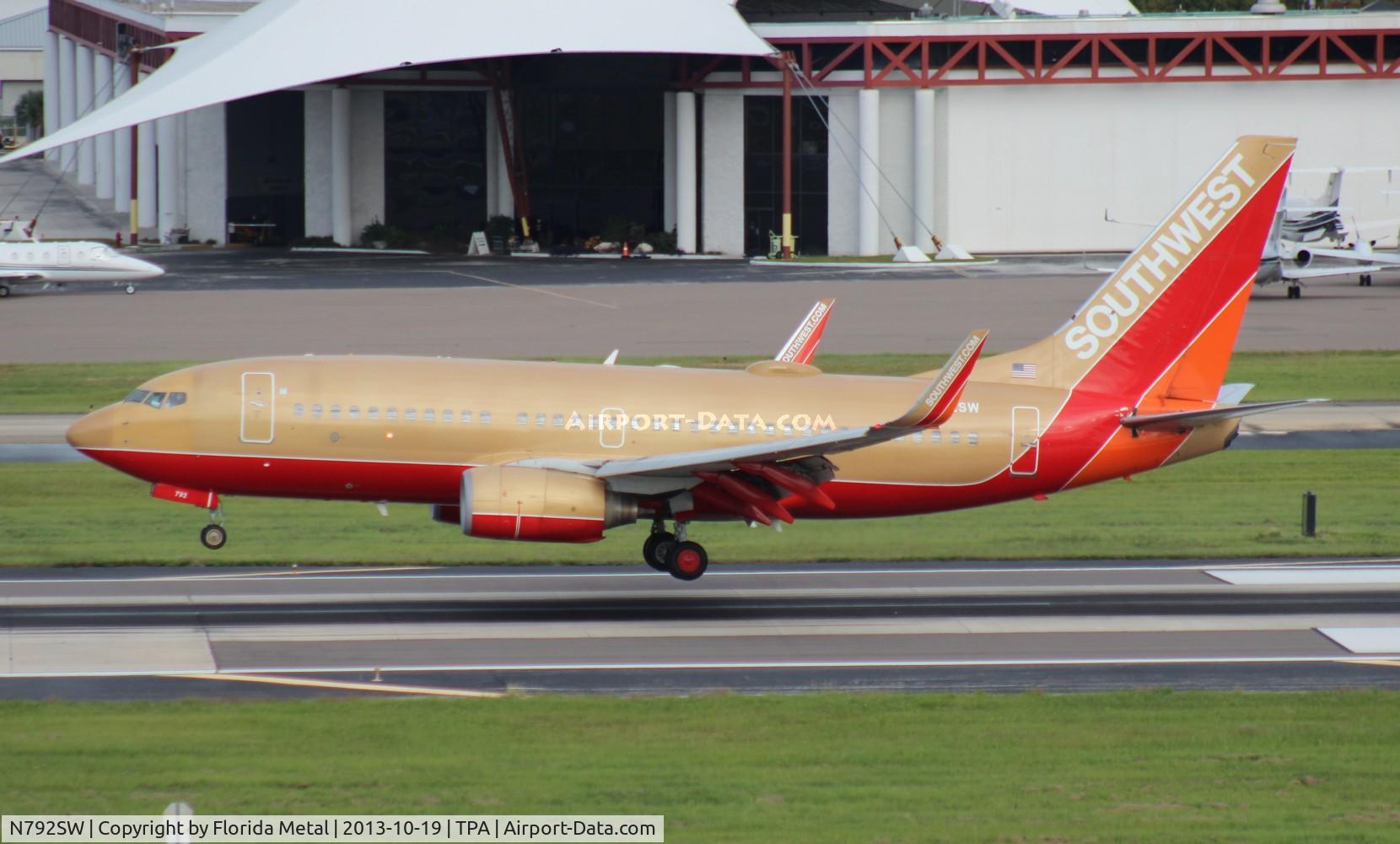 N792SW, 2000 Boeing 737-7H4 C/N 27887, Southwest 737-700