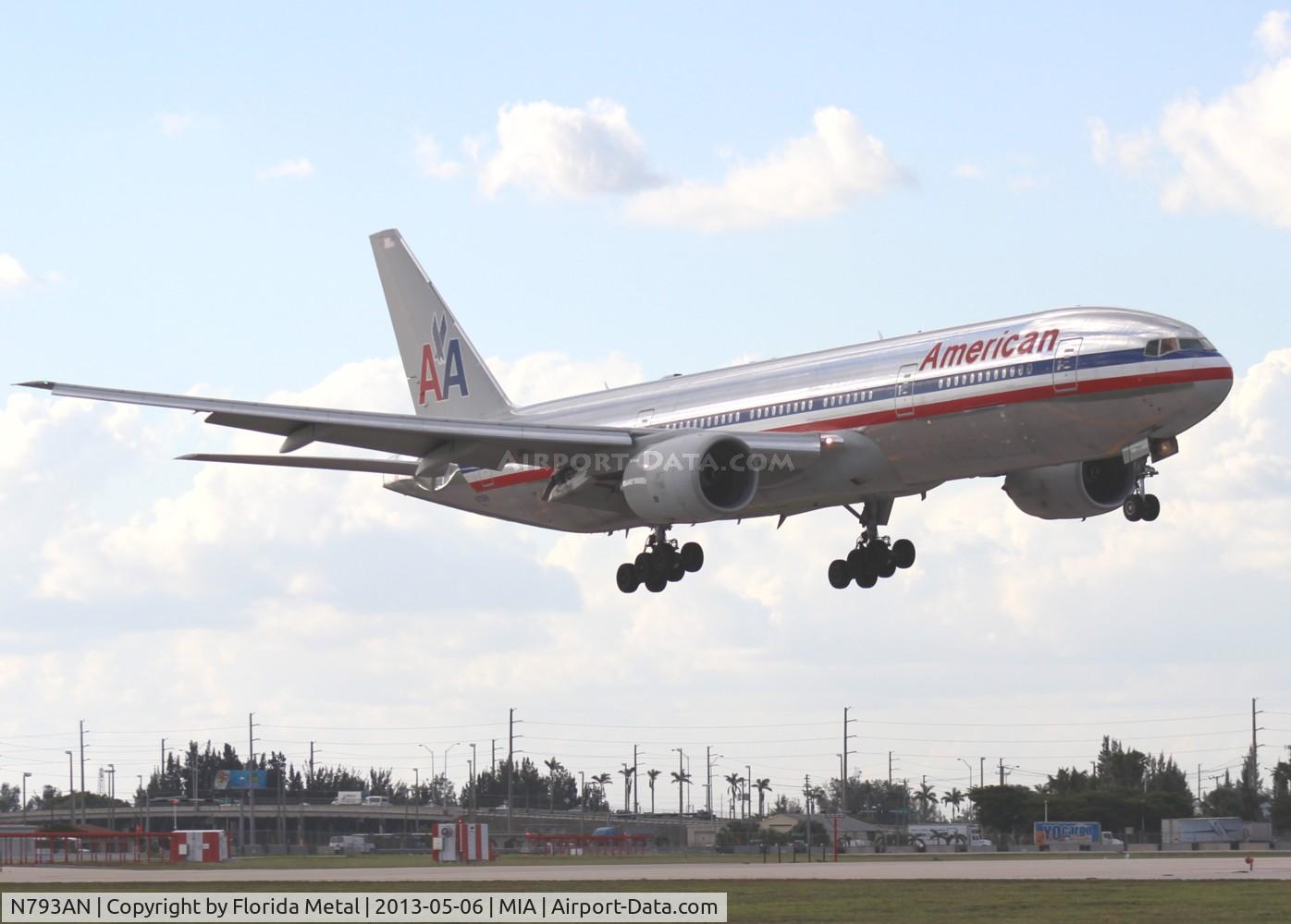 N793AN, 2000 Boeing 777-223 C/N 30255, American 777-200