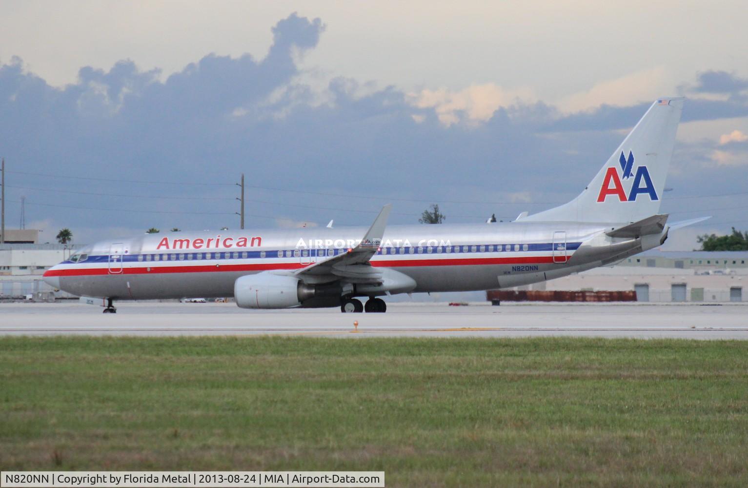 N820NN, 2009 Boeing 737-823 C/N 29559, American 737-800