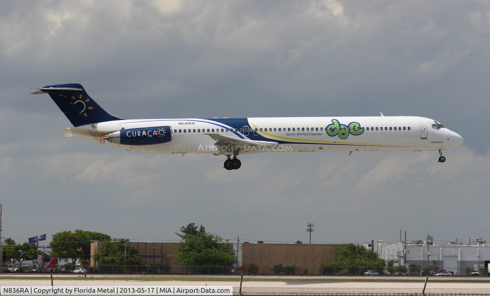 N836RA, 1990 McDonnell Douglas MD-83 (DC-9-83) C/N 53046, DAE MD-83