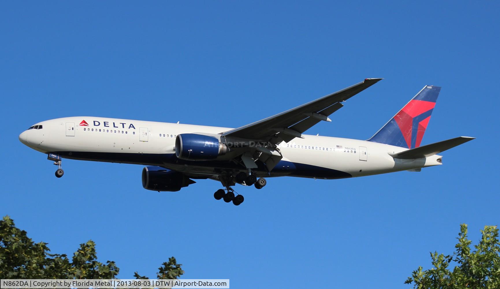 N862DA, 1999 Boeing 777-232 C/N 29734, Delta 777-200