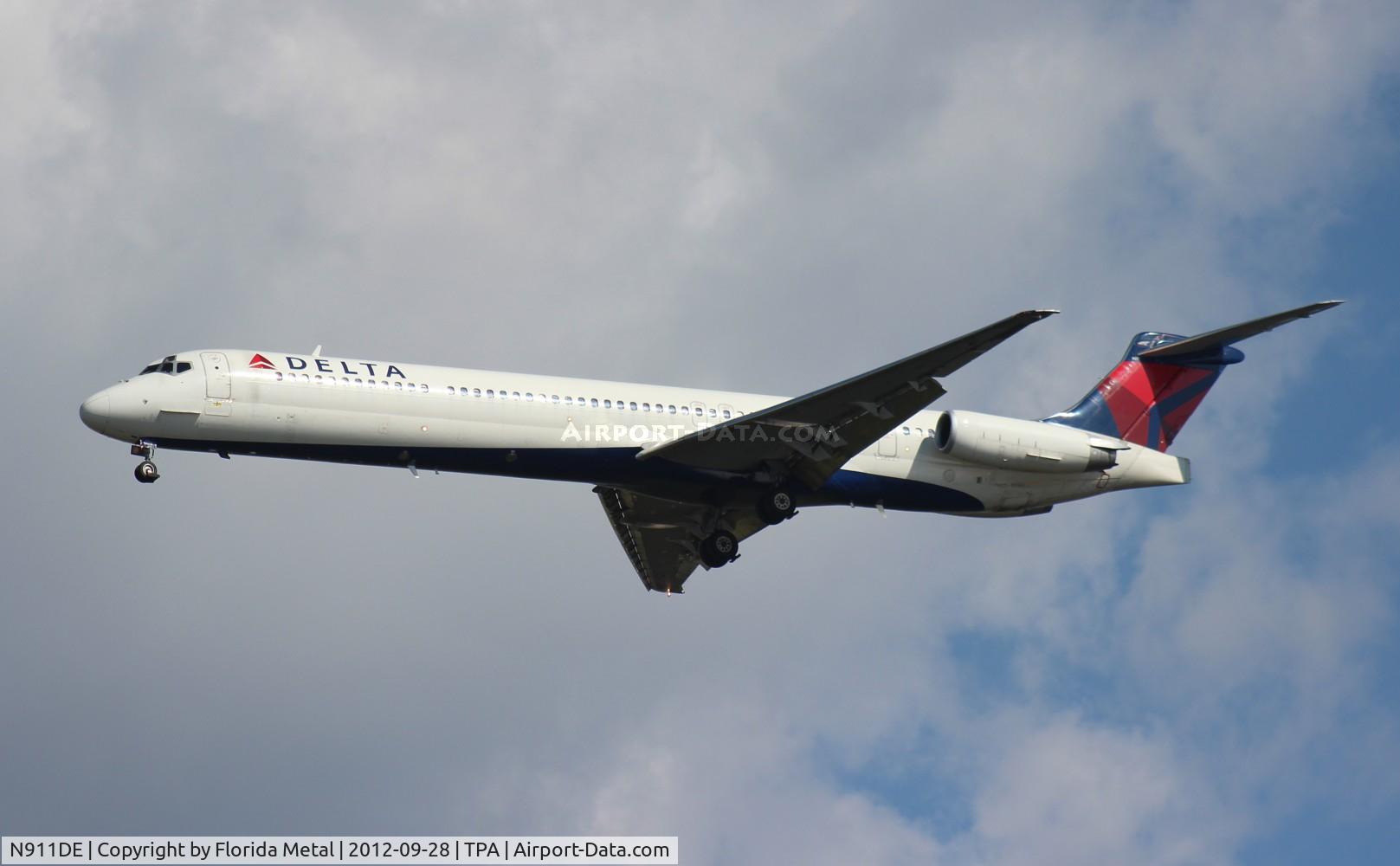 N911DE, 1992 McDonnell Douglas MD-88 C/N 49967, Delta MD-88