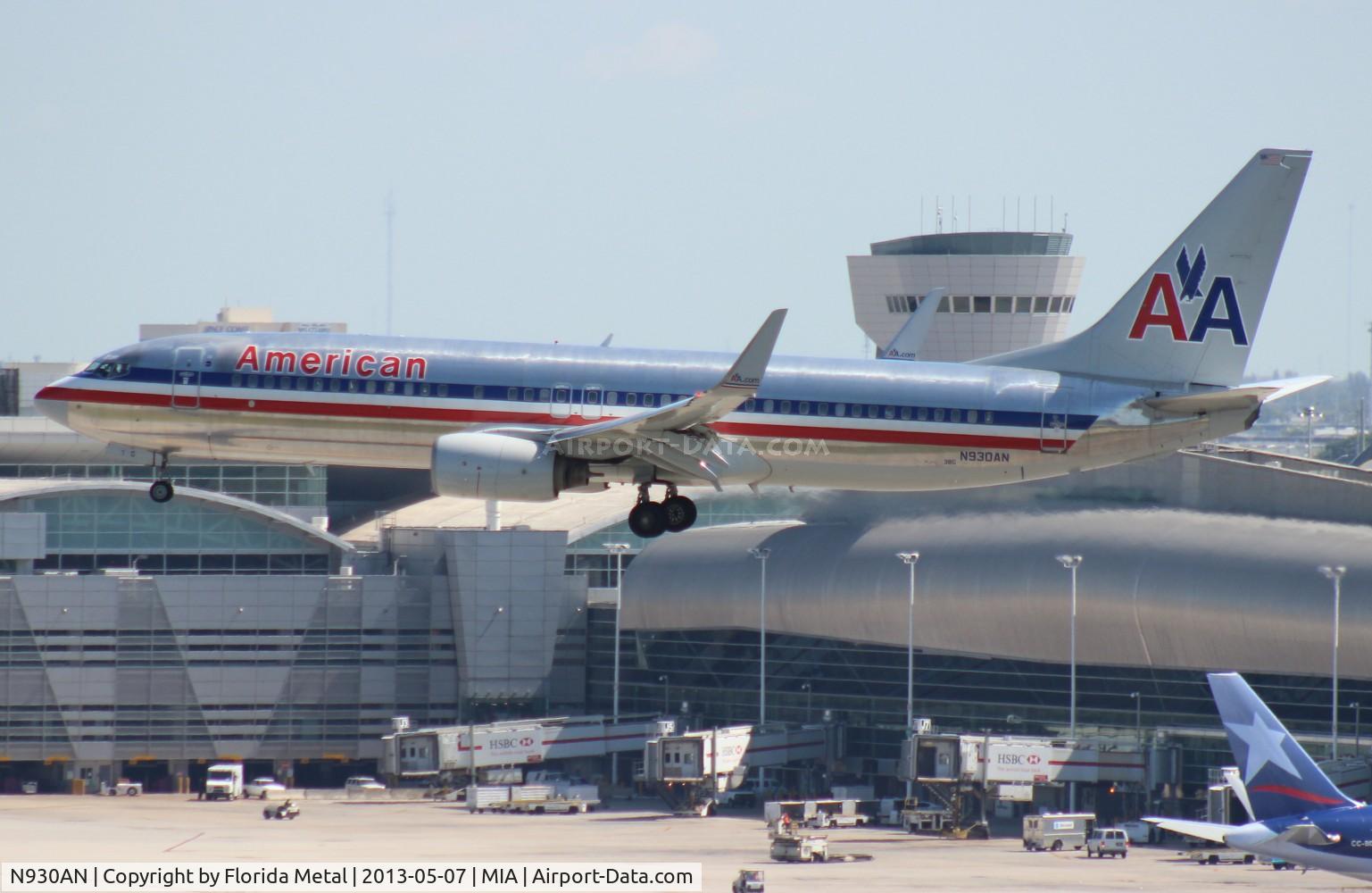 N930AN, 2000 Boeing 737-823 C/N 29529, American 737-800