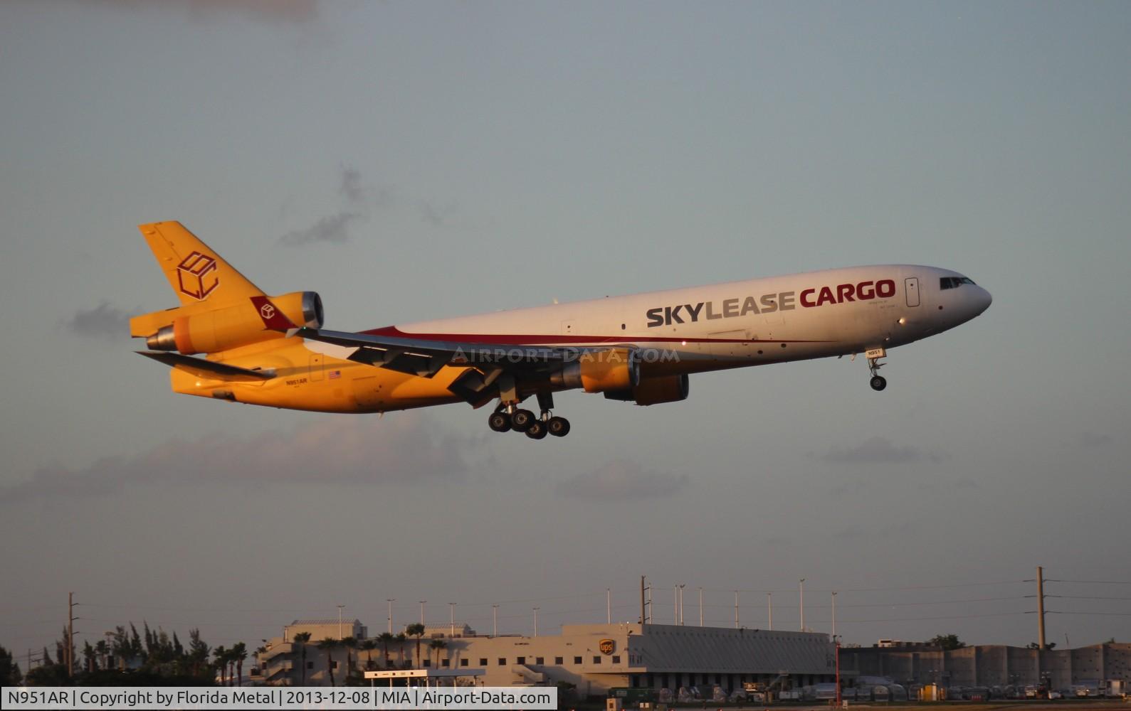 N951AR, 1991 McDonnell Douglas MD-11F C/N 48495, Centurion MD-11F