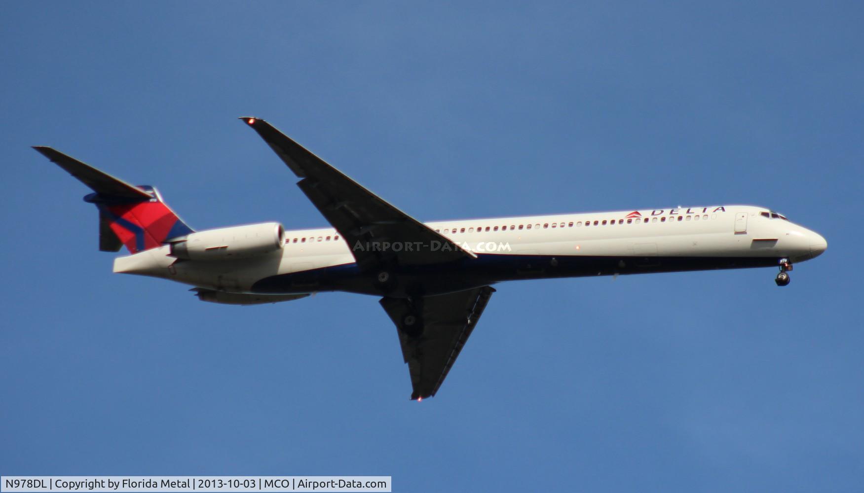 N978DL, 1991 McDonnell Douglas MD-88 C/N 53259, Delta MD-88