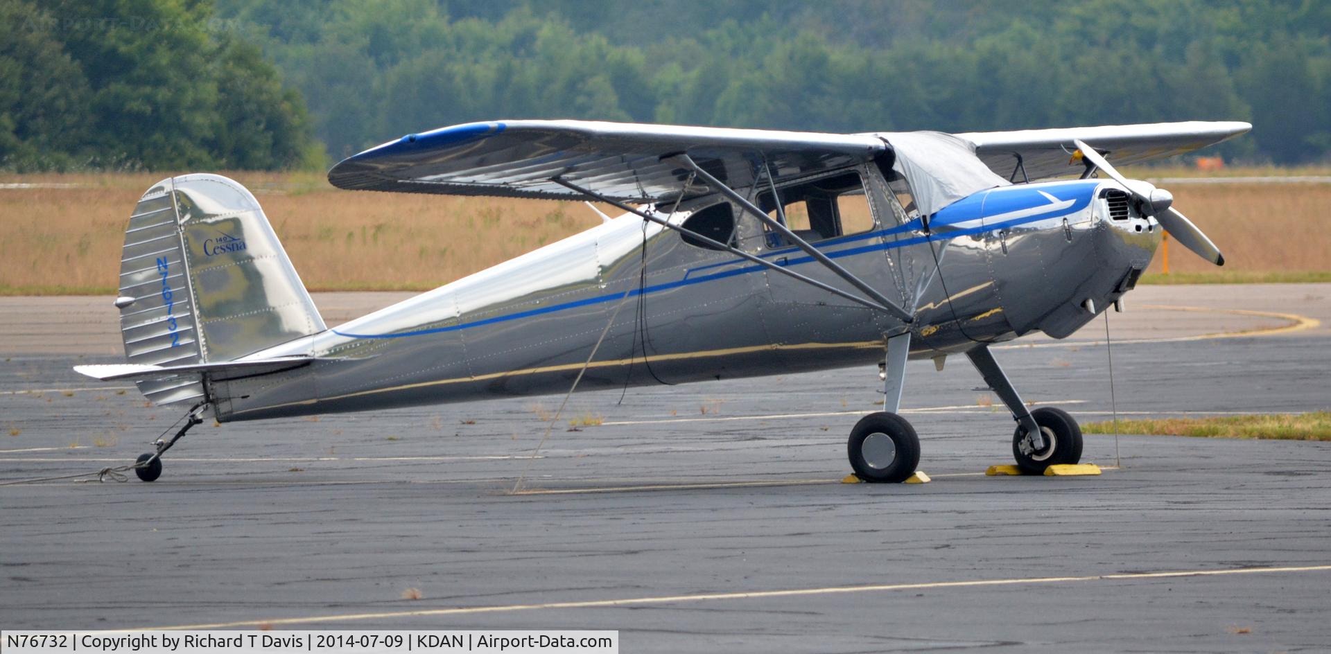 N76732, 1946 Cessna 140 C/N 11164, 1946 Cessna 140 in Danville Va.