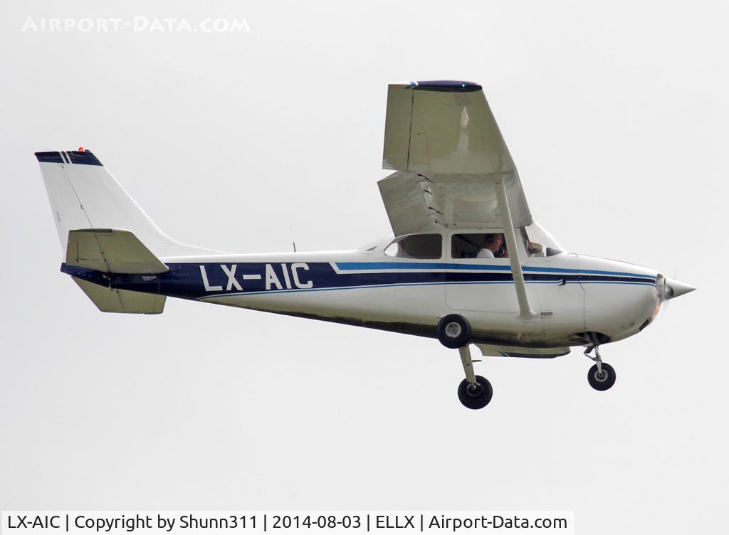 LX-AIC, 1972 Reims F172L Skyhawk C/N F17200852, Landing rwy 24