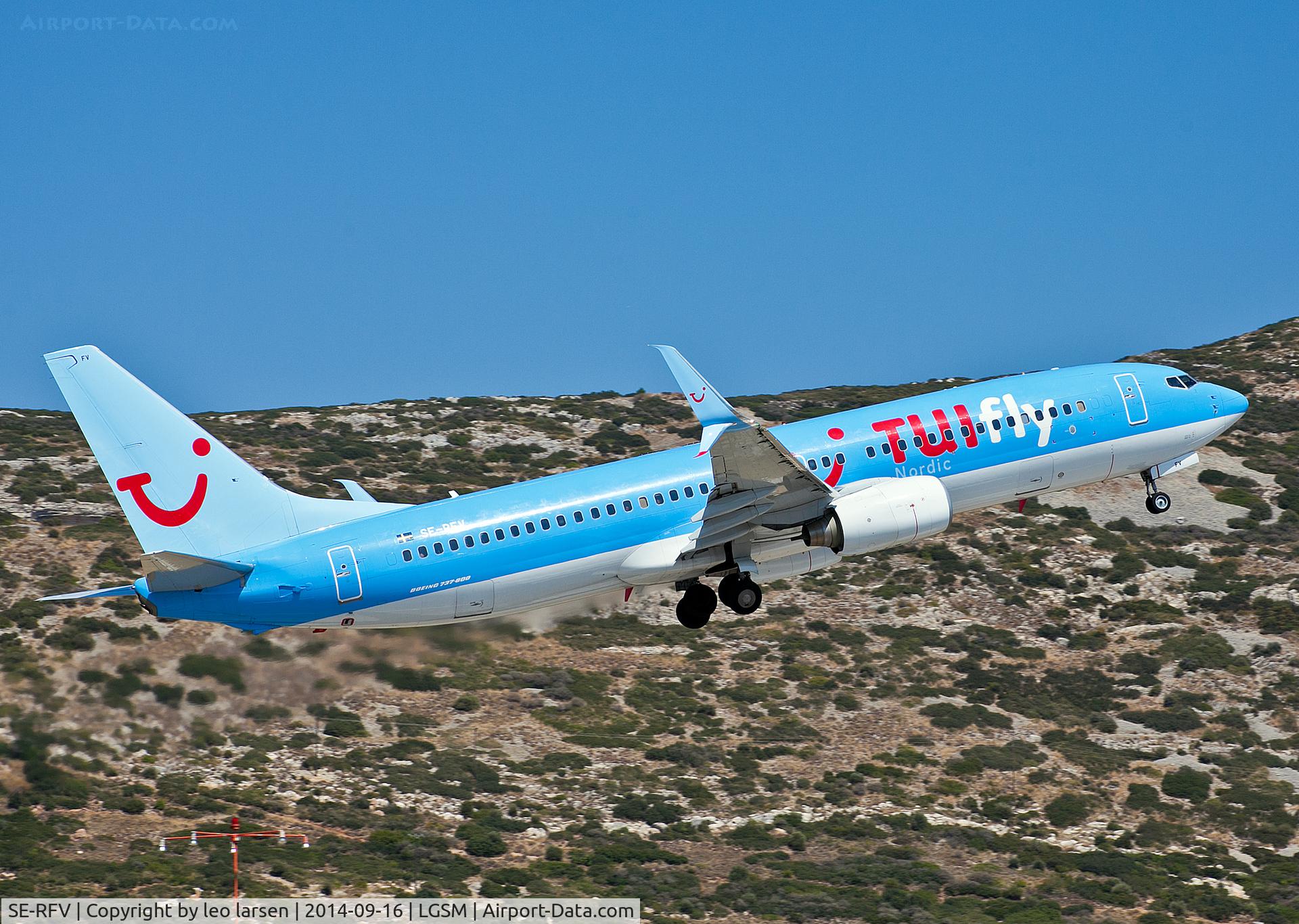 SE-RFV, 2006 Boeing 737-86N C/N 32669, Samos 16.9.14
