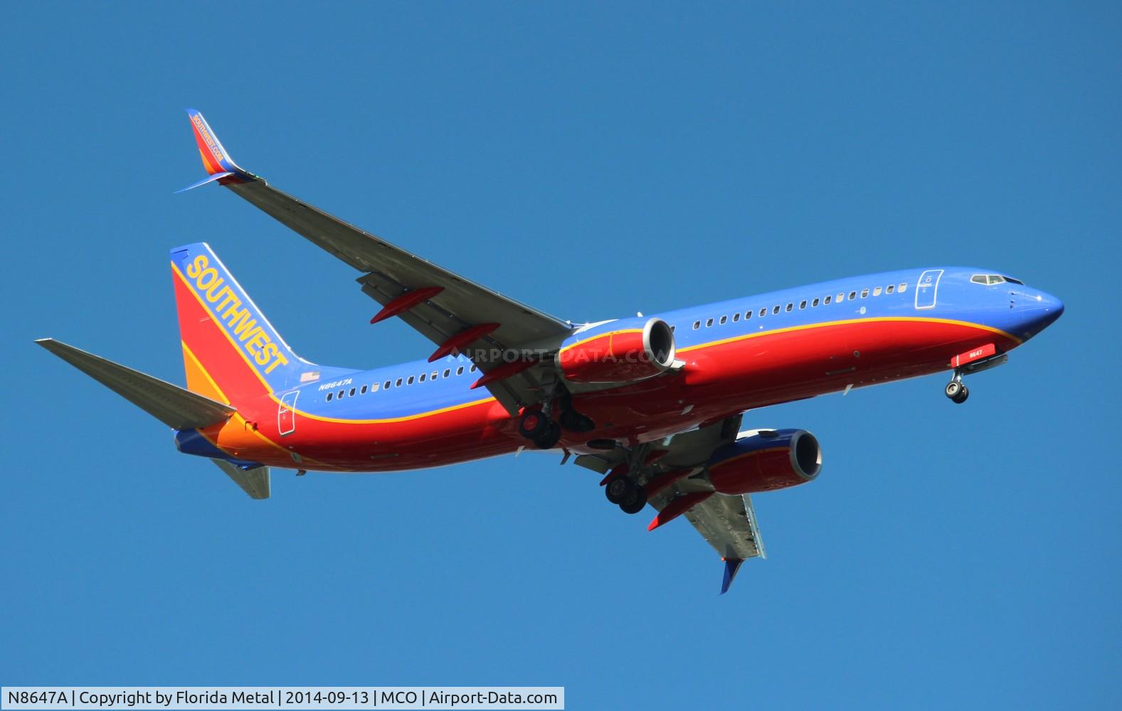 N8647A, 2014 Boeing 737-8H4 C/N 42528, Not even a month old when I took this - new Southwest 737-800 with split scimitar winglets