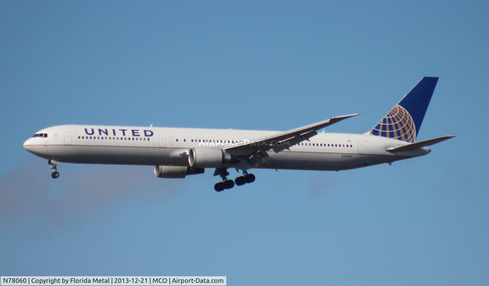 N78060, 2002 Boeing 767-424/ER C/N 29455, United 767-400
