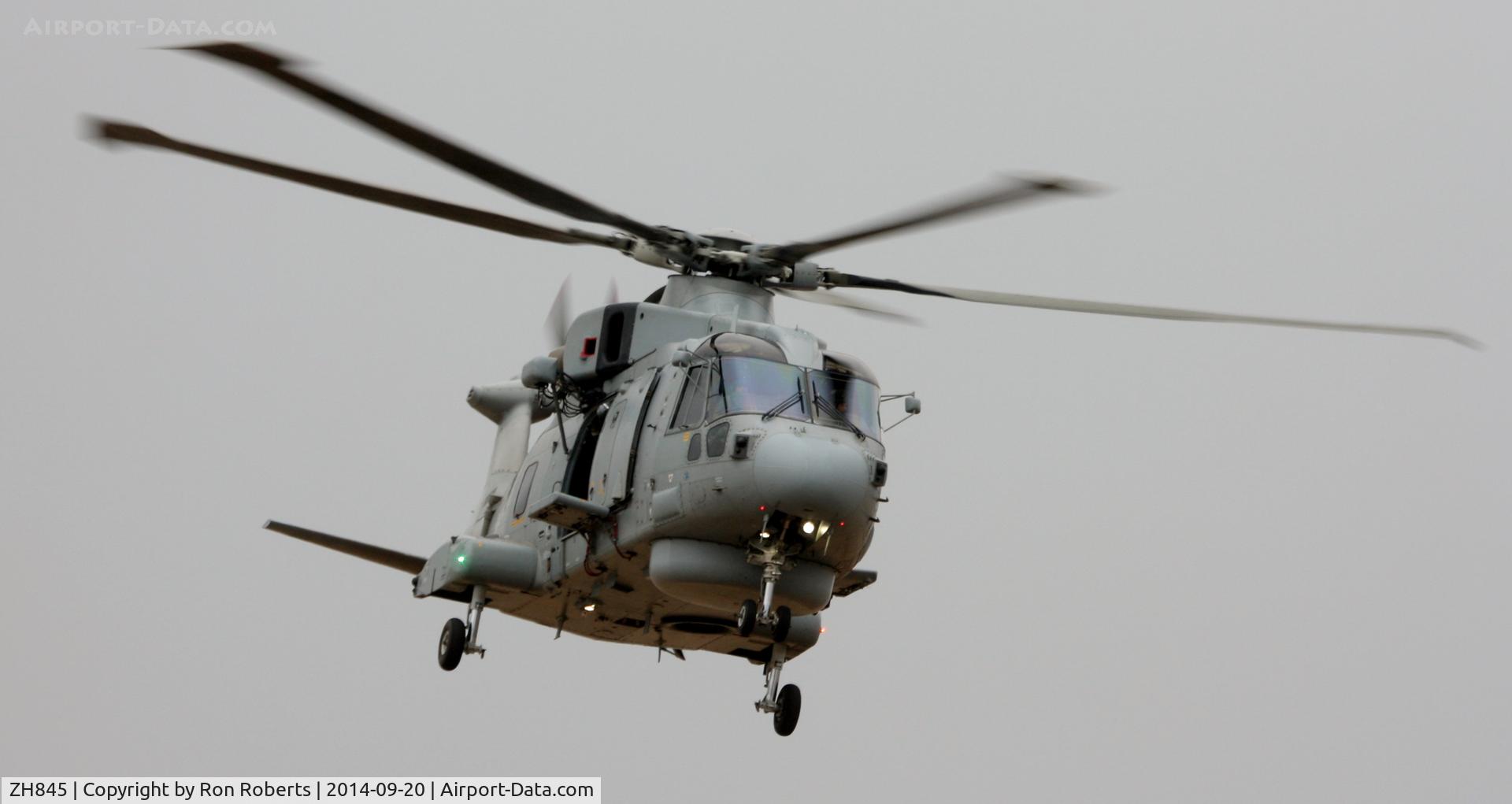 ZH845, 2000 AgustaWestland EH-101 Merlin HM.2 C/N 50105/RN25, Southport Airshow