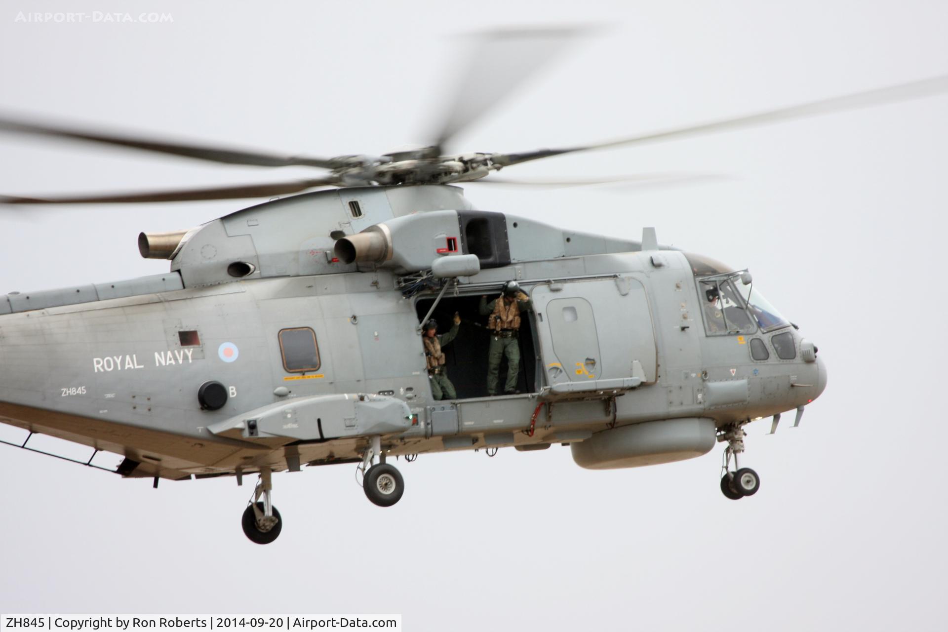 ZH845, 2000 AgustaWestland EH-101 Merlin HM.2 C/N 50105/RN25, Southport Airshow