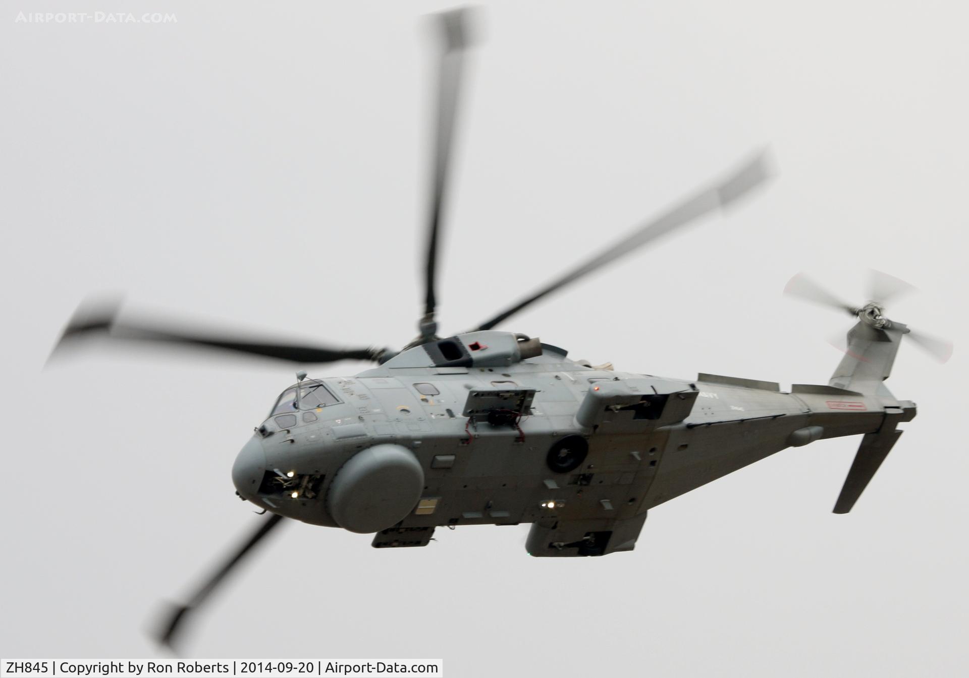 ZH845, 2000 AgustaWestland EH-101 Merlin HM.2 C/N 50105/RN25, Southport Airshow