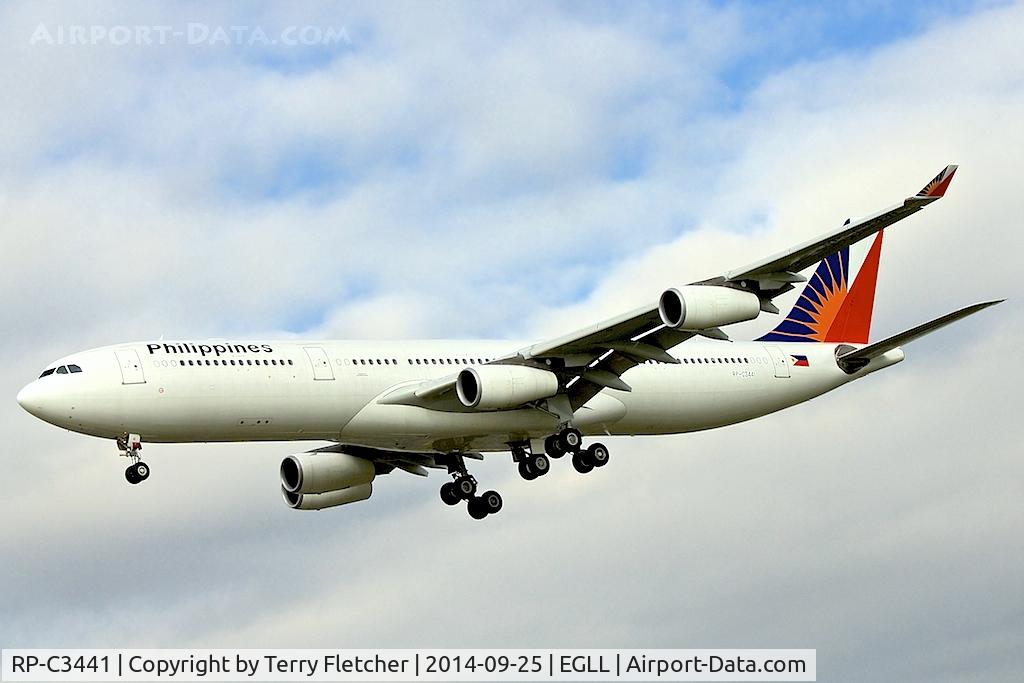 RP-C3441, 2002 Airbus A340-313X C/N 474, Phillipines Airlines -  Airbus A 340-313, c/n: 474 at Heathrow