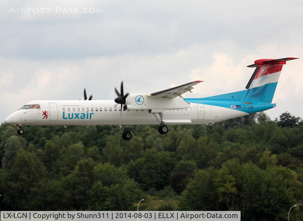 LX-LGN, 2012 De Havilland Canada DHC-8-402Q Dash 8 C/N 4426, Landing rwy 24