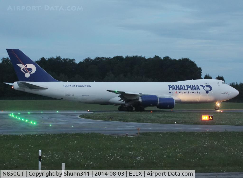 N850GT, 2012 Boeing 747-87UF/SCD C/N 37570, Ready for take off rwy 24
