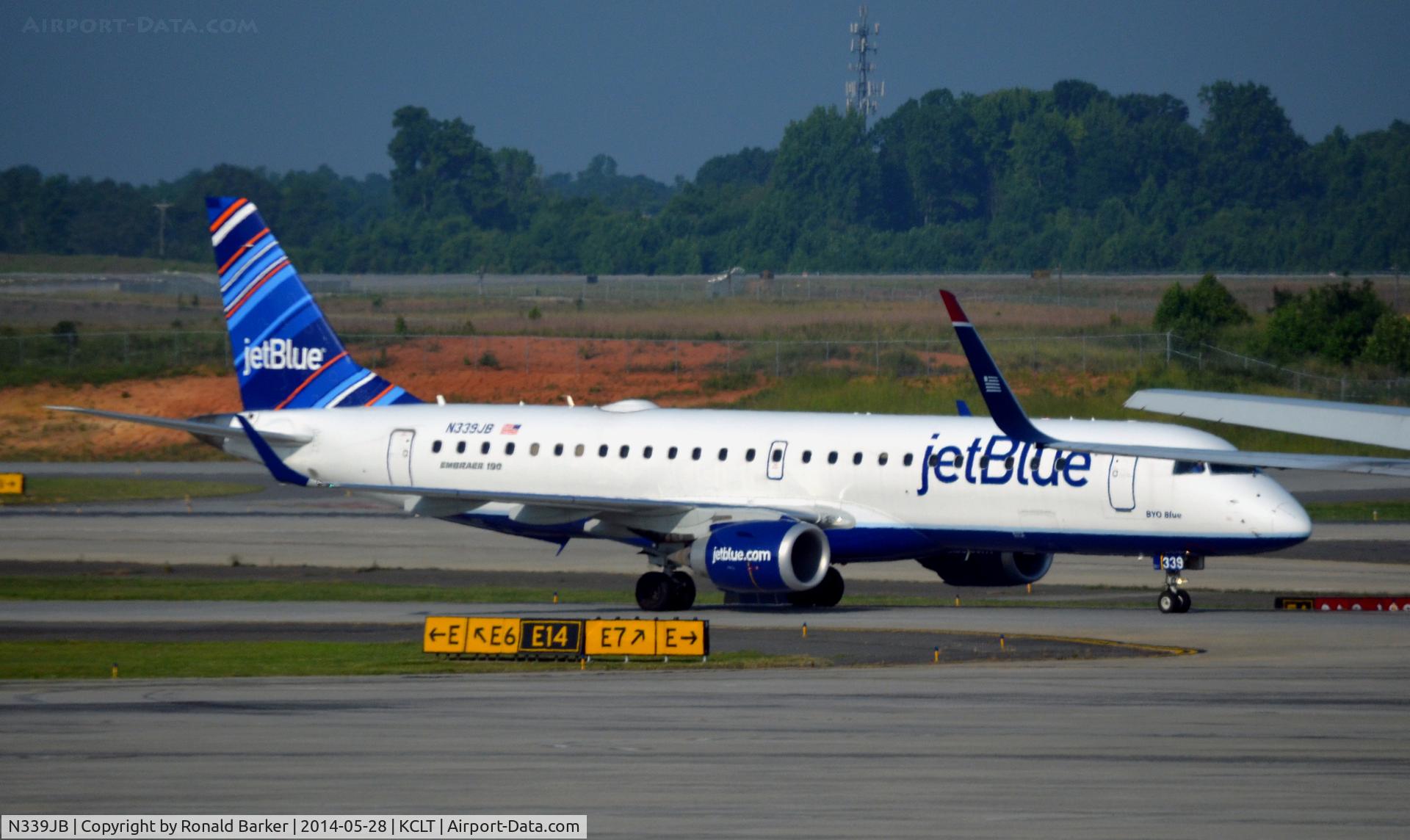 N339JB, 2011 Embraer ERJ-190-100 IGW 190AR C/N 19000490, Taxi CLT