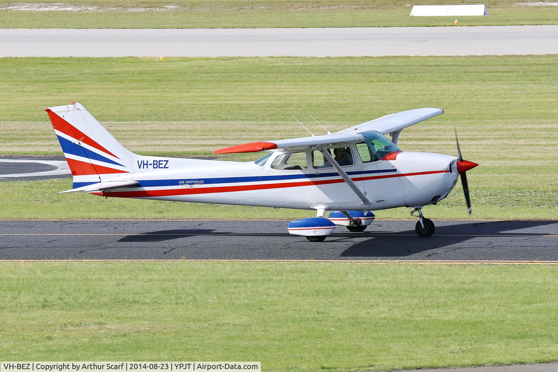VH-BEZ, 1977 Cessna 172N C/N 17268583, Jandakot Airport WA 23/08/2014