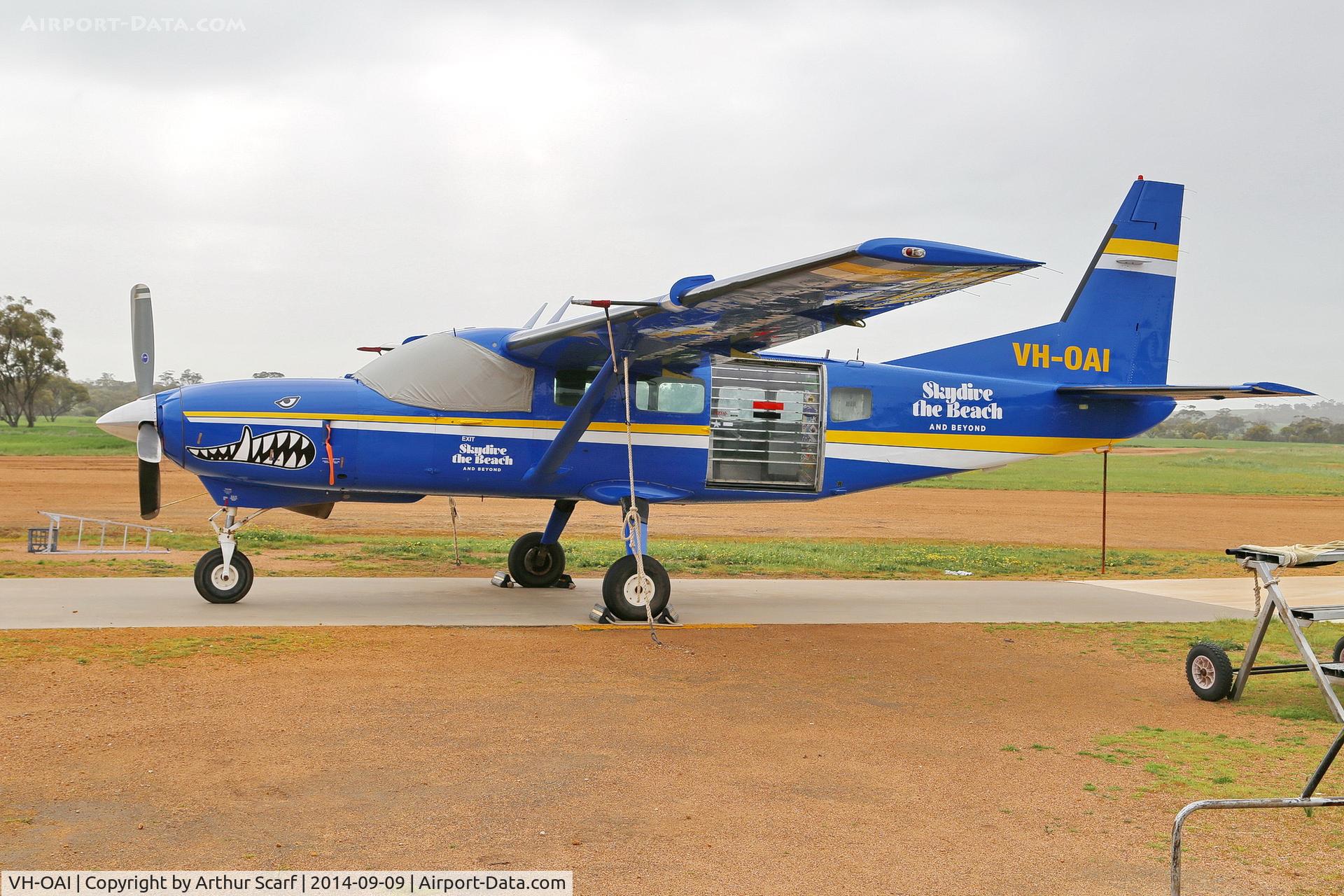 VH-OAI, Cessna 208 Caravan 1 C/N 20800093, York WA 09/09/2014. (Private airstrip used by Skydive Australia)