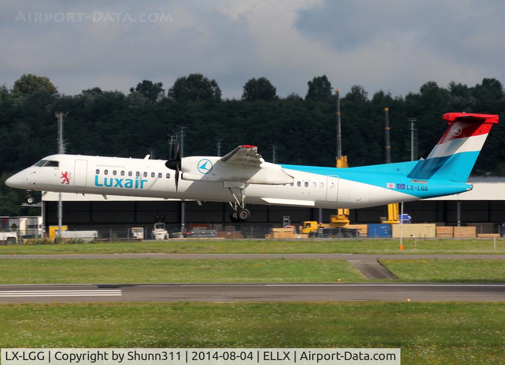 LX-LGG, 2012 Bombardier DHC-8-402Q Dash 8 Dash 8 C/N 4418, Landing rwy 24