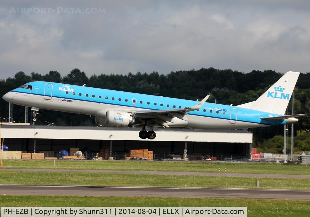 PH-EZB, 2008 Embraer 190LR (ERJ-190-100LR) C/N 19000235, Landing rwy 24