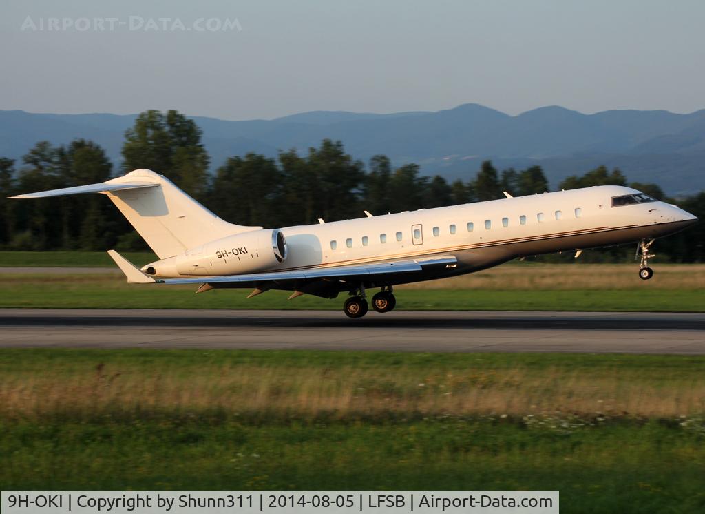 9H-OKI, 2009 Bombardier BD-700-1A10 Global Express C/N 9336, Landing rwy 16
