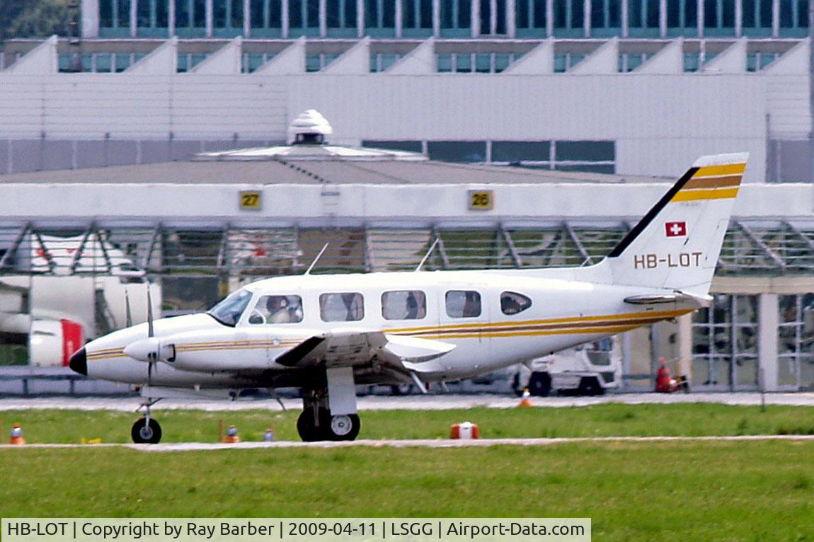 HB-LOT, 1974 Piper PA-31-310 Navajo C/N 31-7400981, Piper PA-31-310 Turbo Navajo B [31-7400981] Geneva~HB 11/04/2009