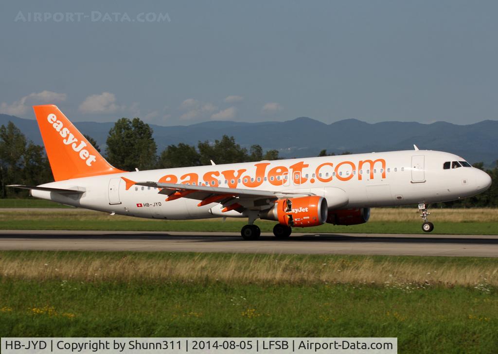 HB-JYD, 2011 Airbus A320-214 C/N 4646, Landing rwy 16