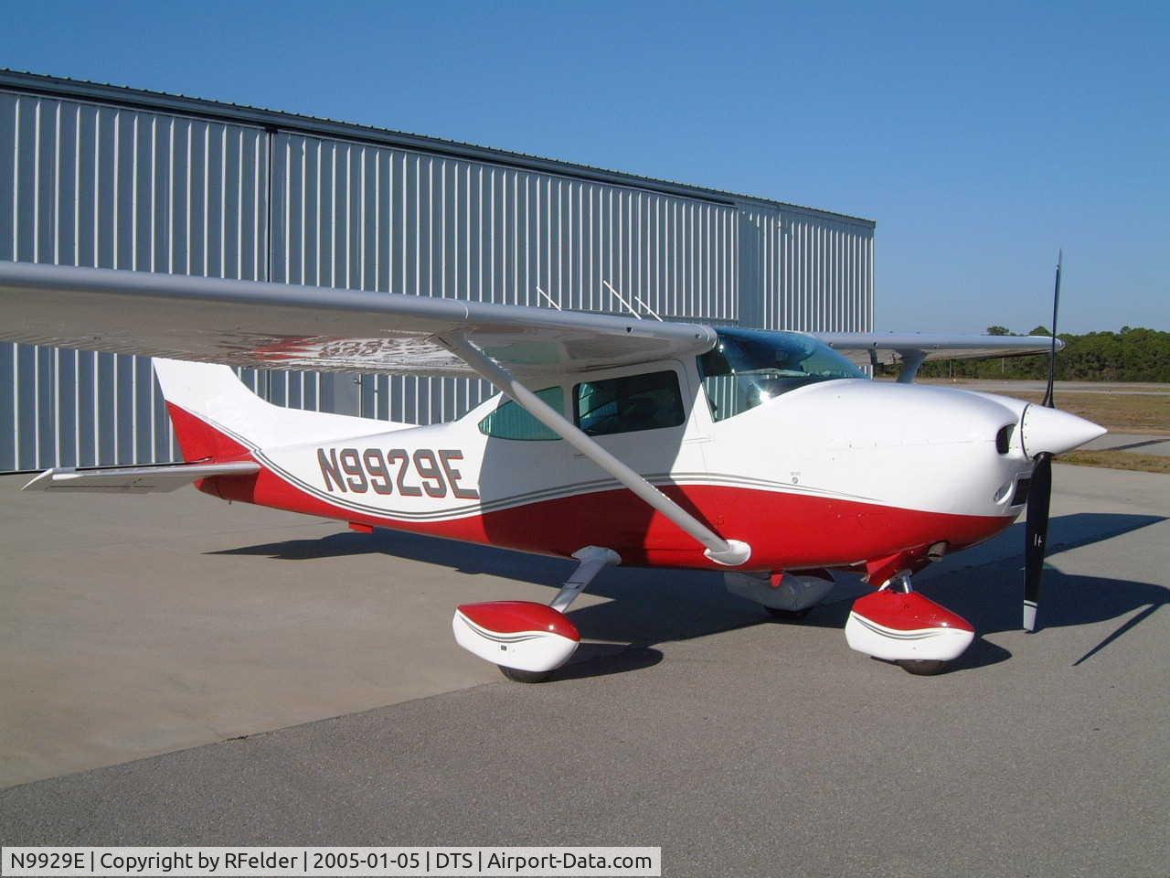 N9929E, 1975 Cessna 182P Skylane C/N 18263989, Rt Front