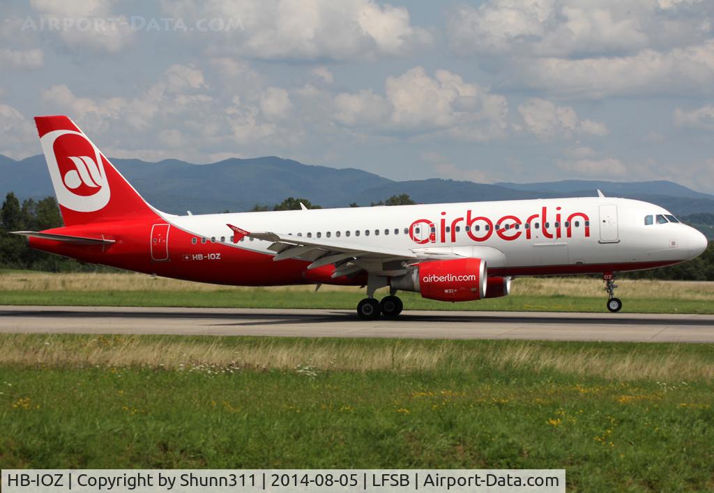 HB-IOZ, 2010 Airbus A320-214 C/N 4294, Landing rwy 16