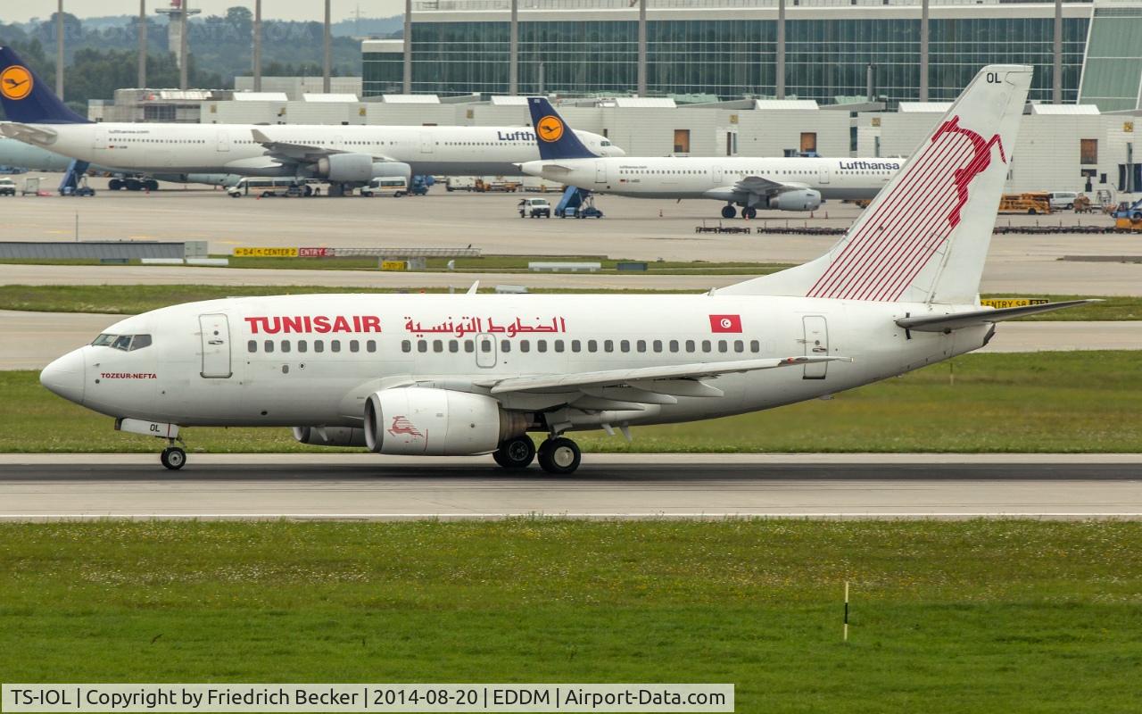 TS-IOL, 1999 Boeing 737-6H3 C/N 29497, departure from München