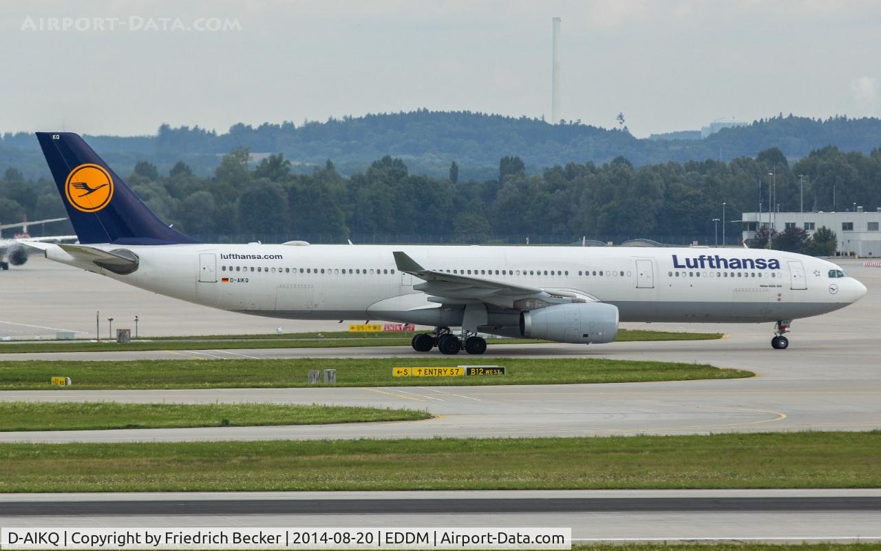 D-AIKQ, 2012 Airbus A330-343X C/N 1305, taxying to the gate