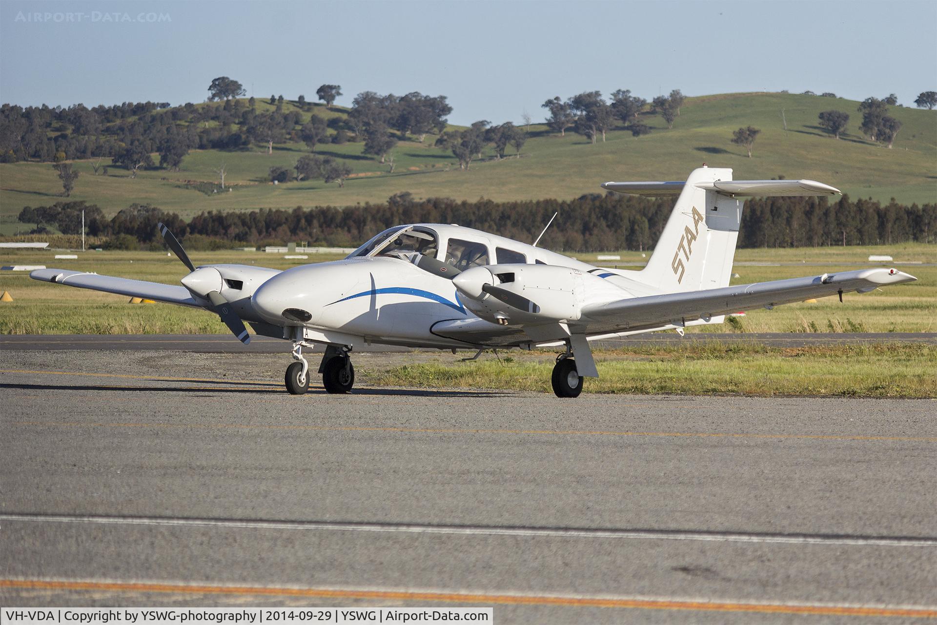 VH-VDA, Piper PA-44-180 Seminole C/N 4496309, ST Aerospace Academy (VH-VDA) Piper PA-44-180 Seminole at Wagga Wagga Airport.