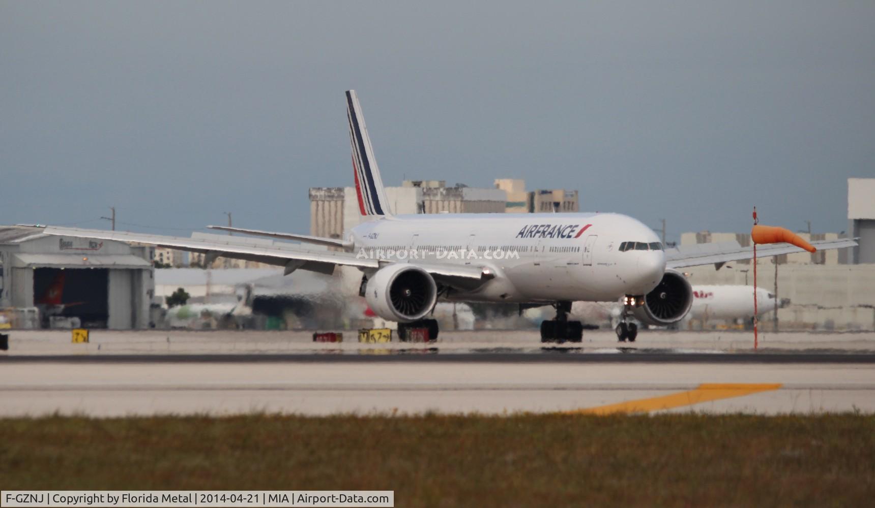 F-GZNJ, 2011 Boeing 777-328/ER C/N 38706, Air France 777-300