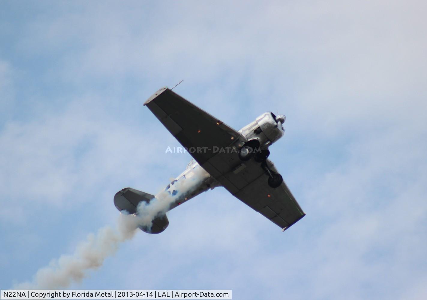 N22NA, 1946 North American T-6G Texan C/N 168-326, T-6G aerobatics