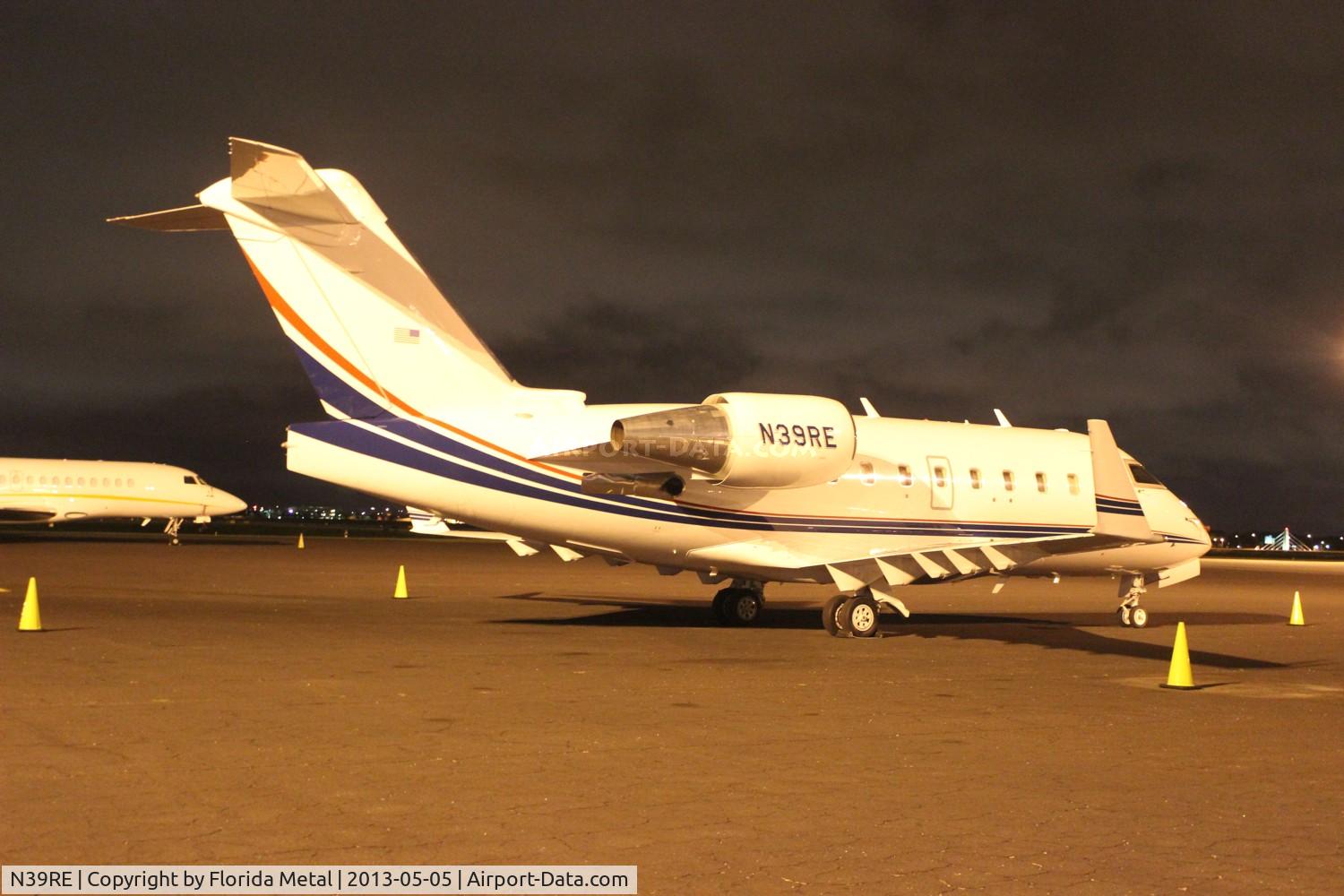 N39RE, 1988 Canadair Challenger 601-3A (CL-600-2B16) C/N 5020, Challenger 601