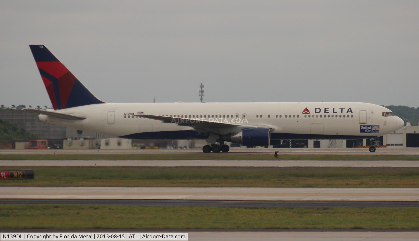 N139DL, 1992 Boeing 767-332 C/N 25984, Delta 767-300