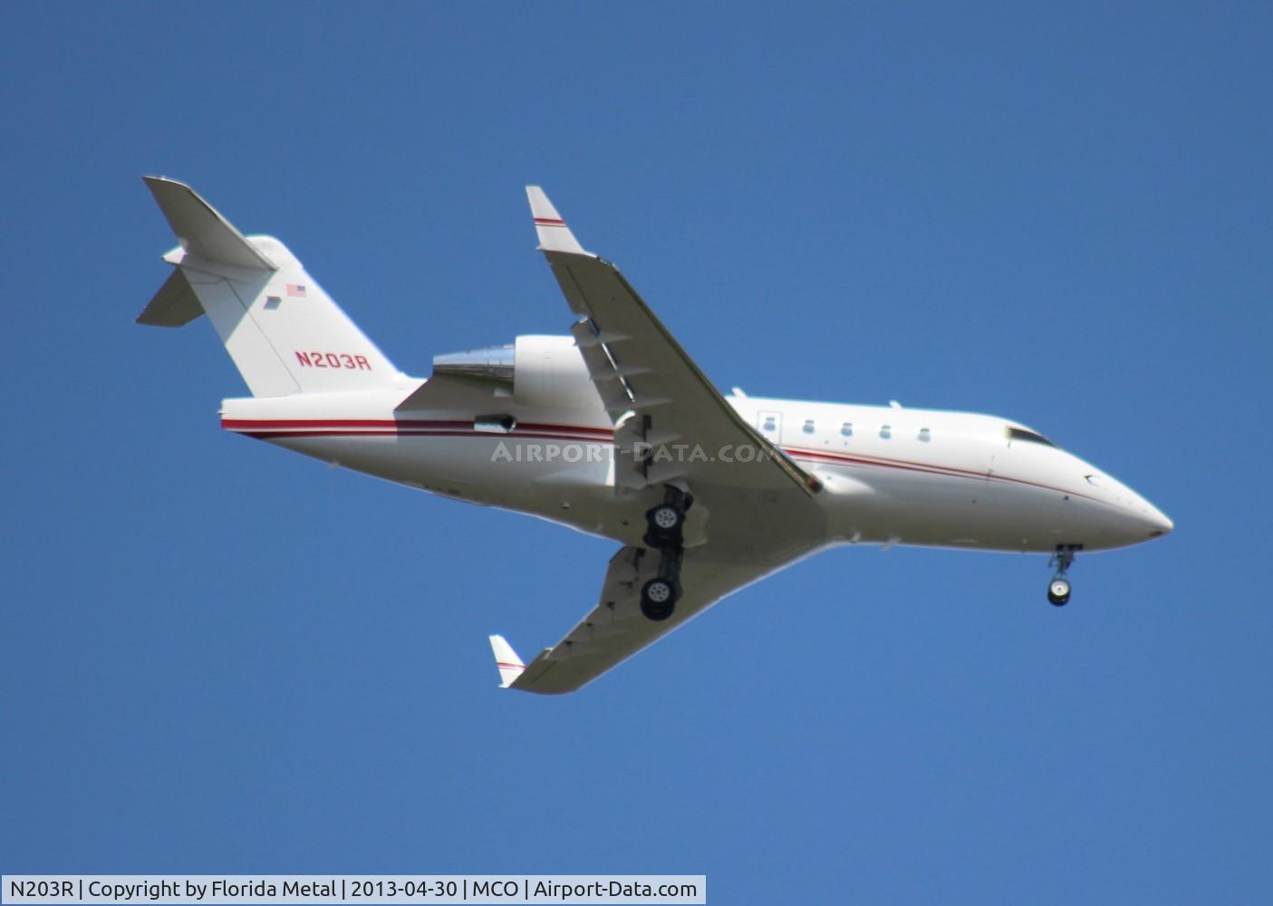 N203R, 1998 Bombardier Challenger 604 (CL-600-2B16) C/N 5386, Challenger 604