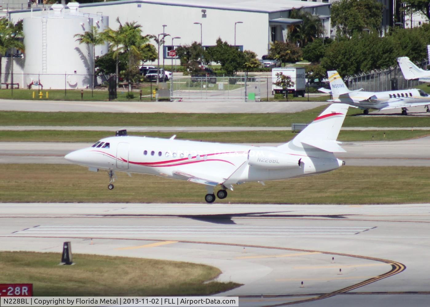 N228BL, 2010 Dassault Falcon 2000EX C/N 228, Falcon 2000EX