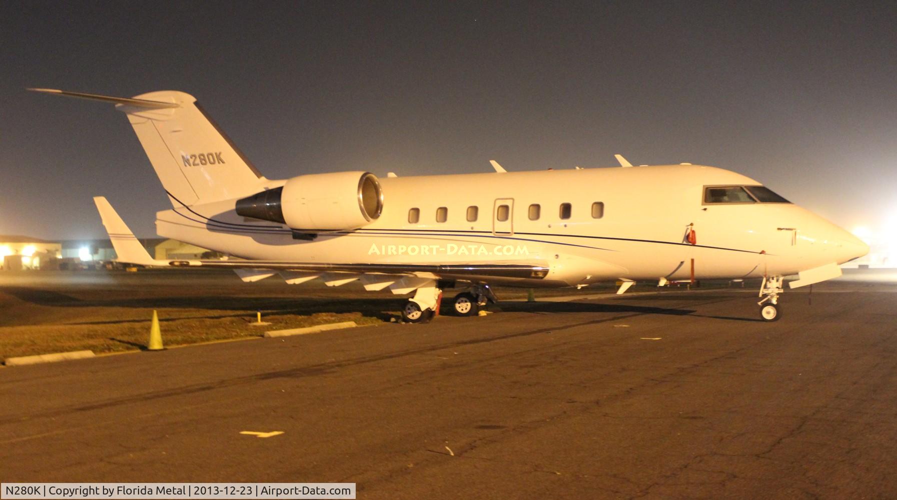 N280K, 1998 Bombardier Challenger 604 (CL-600-2B16) C/N 5365, Challenger 604