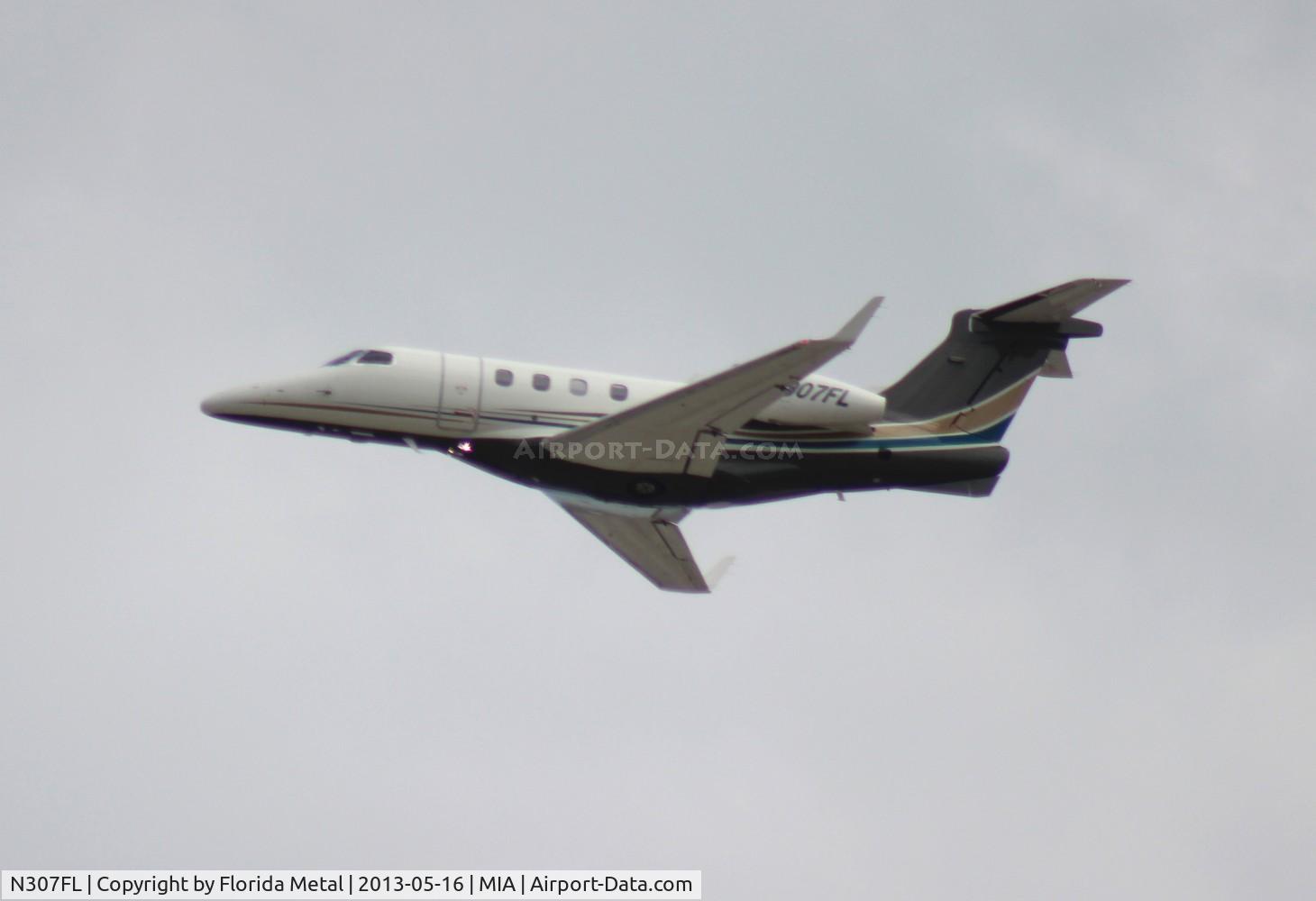 N307FL, 2011 Embraer EMB-505 Phenom 300 C/N 50500032, Phenom 300