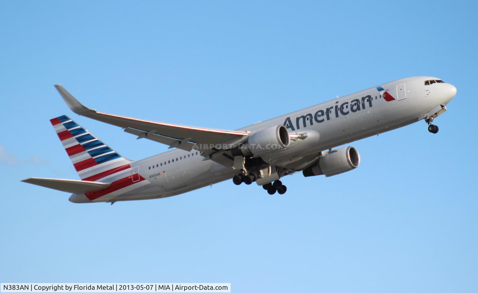 N383AN, 1993 Boeing 767-323 C/N 26995, American