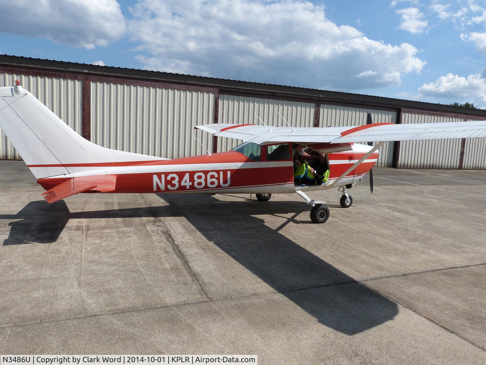 N3486U, 1963 Cessna 182F Skylane C/N 18254886, Hauling Divers