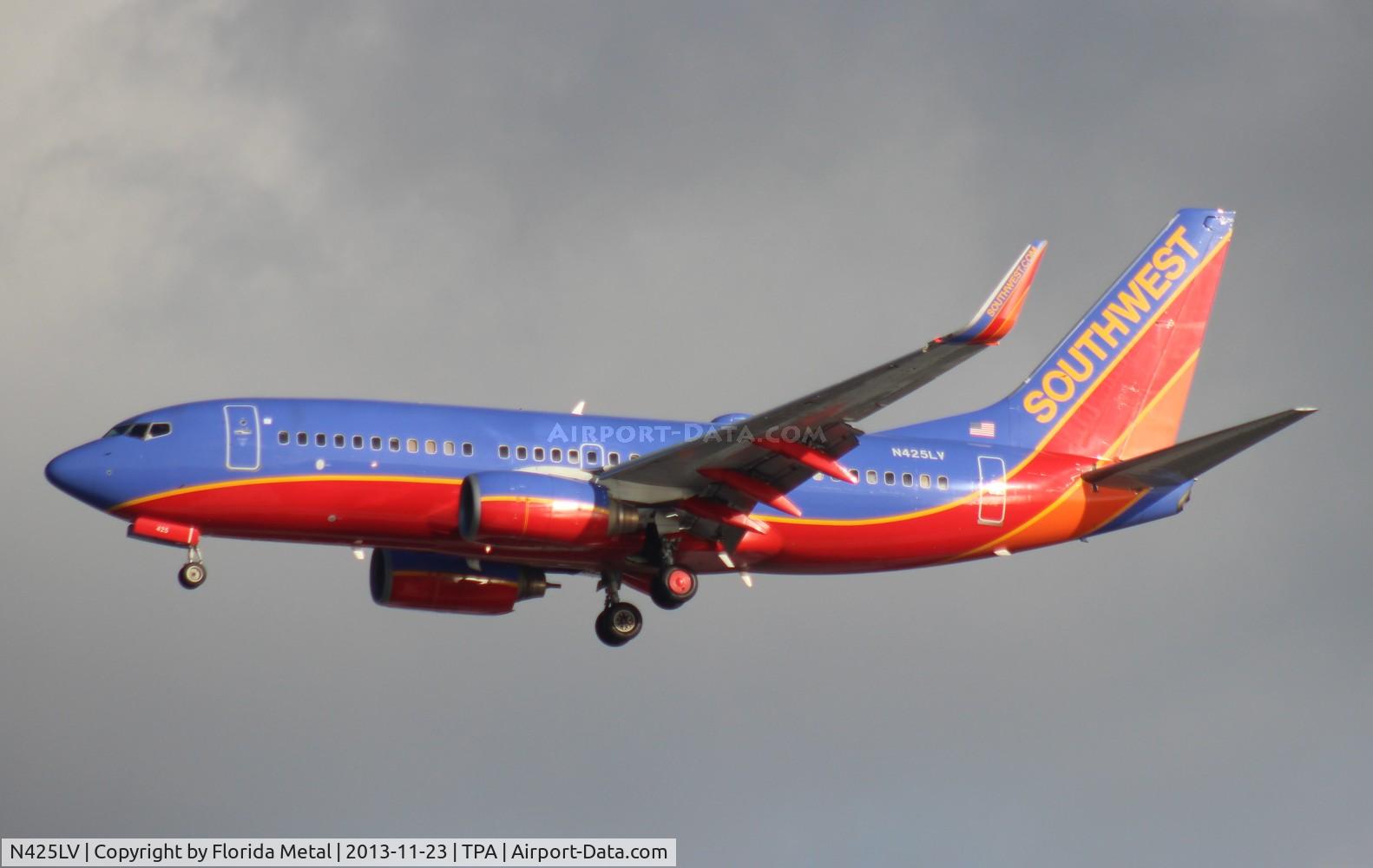 N425LV, 2002 Boeing 737-7H4 C/N 29829, Southwest 737-700