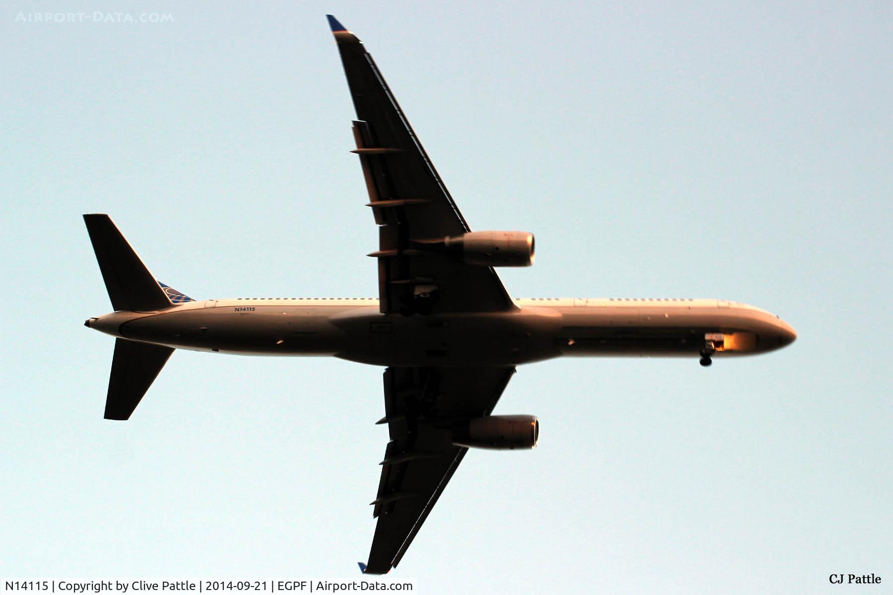 N14115, 1995 Boeing 757-224 C/N 27557, On finals to Glasgow